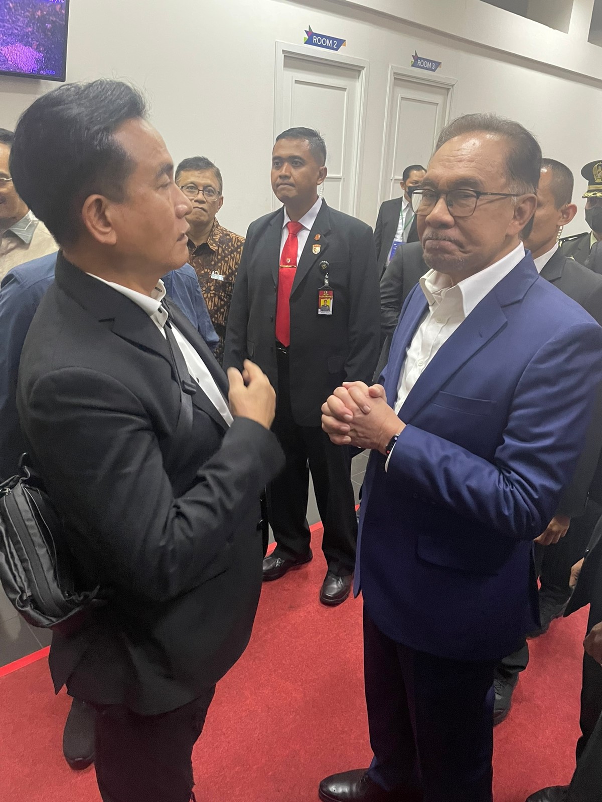 foto: Prof. Dr. Yusril Ihza Mahendra, S.H., M.Sc bersama PM Malaysia Dato Haji Anwar Ibrahim