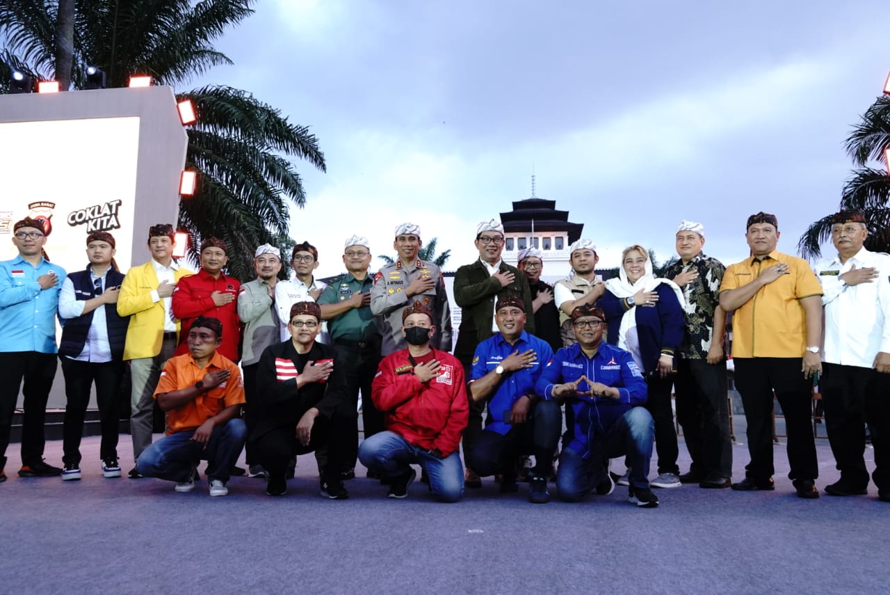 foto: Kegiatan Napak Jagat Pasundan Bhayangkara Ngajaga Lembur dan Deklarasi Pemilu Damai Tahun 2024