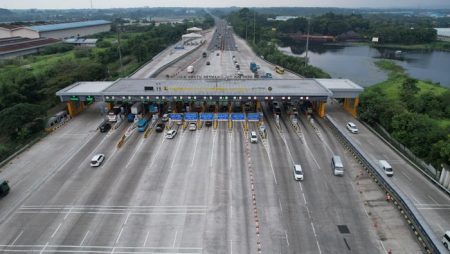 foto: Pantauan CCTV gerbang tol Cikatama