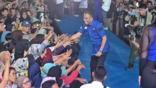 foto: Anwar Hafid sapa masyarakat Tinombo Selatan 