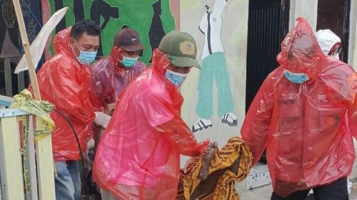 foto: Mayat seorang pria ditemukan tanpa busana